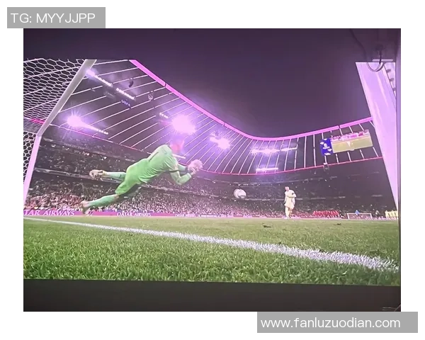 紫色足球明星的魅力与成就揭秘及其精彩瞬间图片欣赏