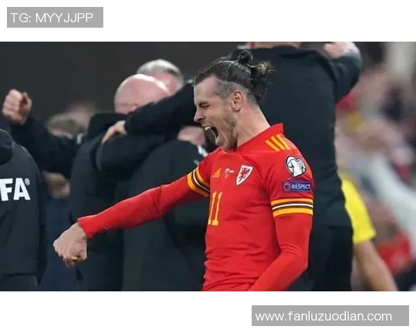 足球明星贝尔佩戴面具的精彩瞬间与背后的故事揭秘 足球明星贝尔佩戴面具的精彩瞬间与背后的故事揭秘